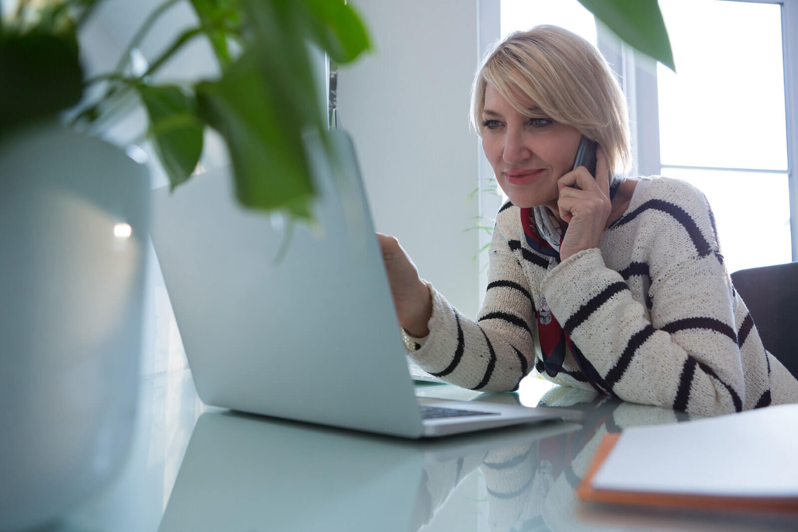 woman making online appointment